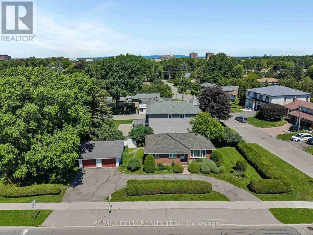 115 MEADOWLANDS DRIVE W, Ottawa, Ontario K2G2S2