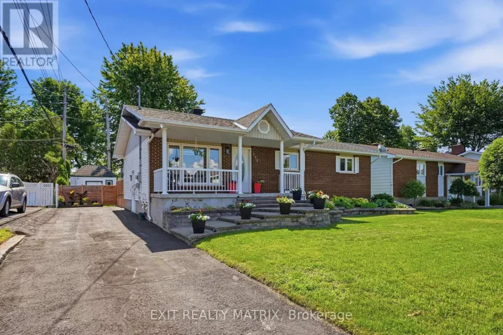 775 EDMOND STREET, Hawkesbury, Ontario K6A2Y6