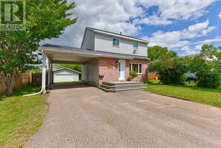 2A SELKIRK STREET, Petawawa, Ontario K8H3C1