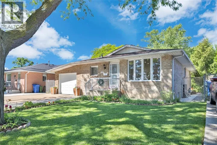 2709 JEFFERSON, Windsor, Ontario N8T3E7