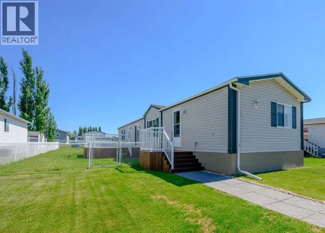 524 Stewart Street, Rural Grande Prairie No. 1, County of, Alberta T8W5K5