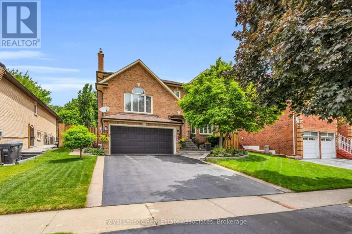 3 HACIENDA COURT, Brampton (Snelgrove), Ontario L6Z3J2