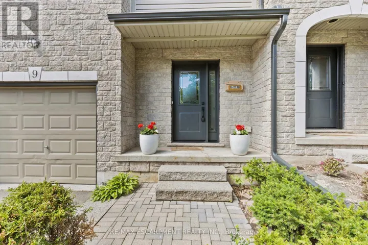 9 - 2110 HEADON ROAD, Burlington (Headon), Ontario L7M4S2