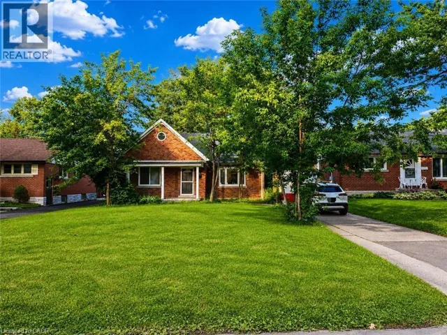 128 OXFORD Street, Kitchener, Ontario N2H4R9
