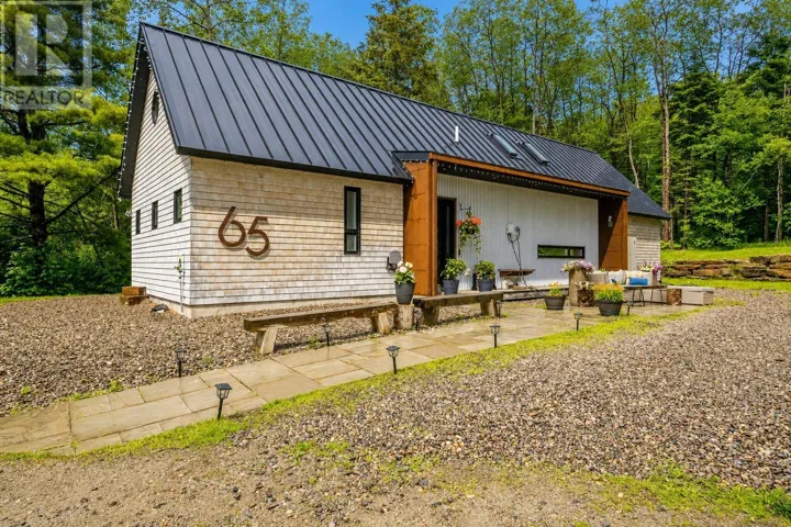 65 Jessicas Way, Greenwich, Nova Scotia B4P0B2