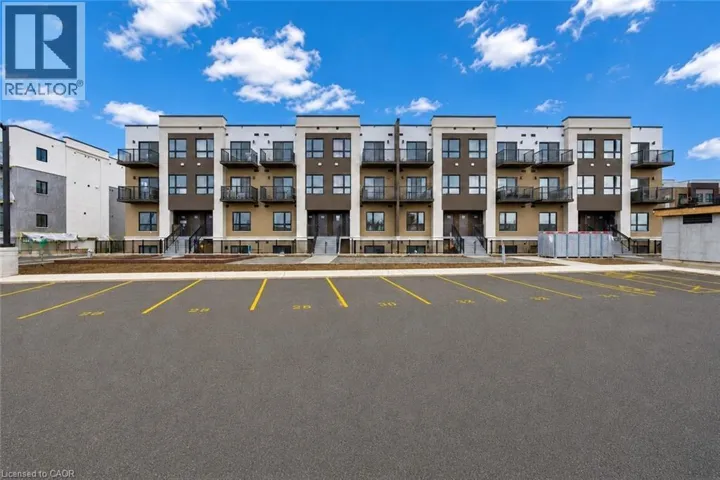 25 PALACE Street Unit# Q24, Kitchener, Ontario N2E3M6