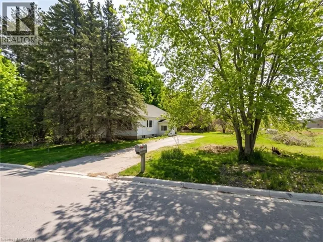206 CHARLES Street, Waterford, Ontario N0E1Y0