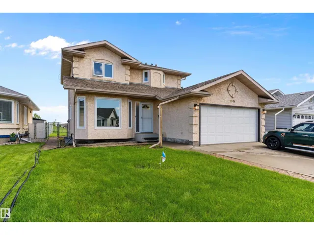8904 170A AV NW, Edmonton, Alberta T5Z2Y7