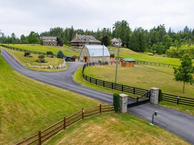 8419 224 STREET, Langley, British Columbia V1M3S5