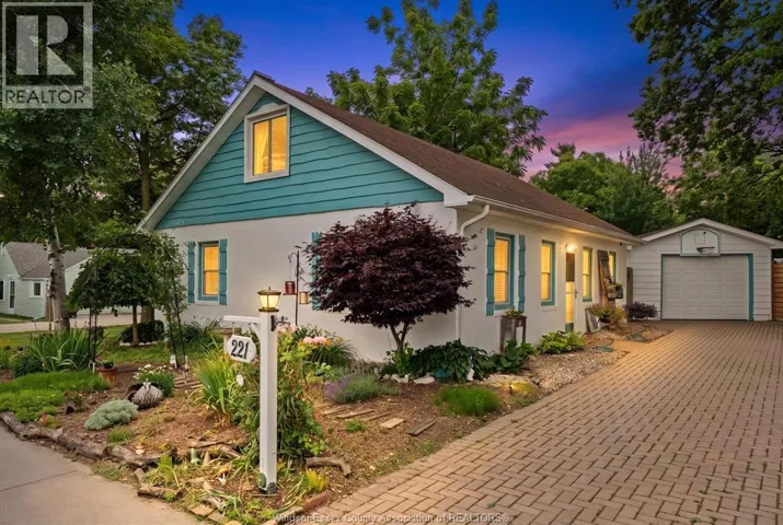 221 CENTRE STREET, Harrow, Ontario N0R1G0