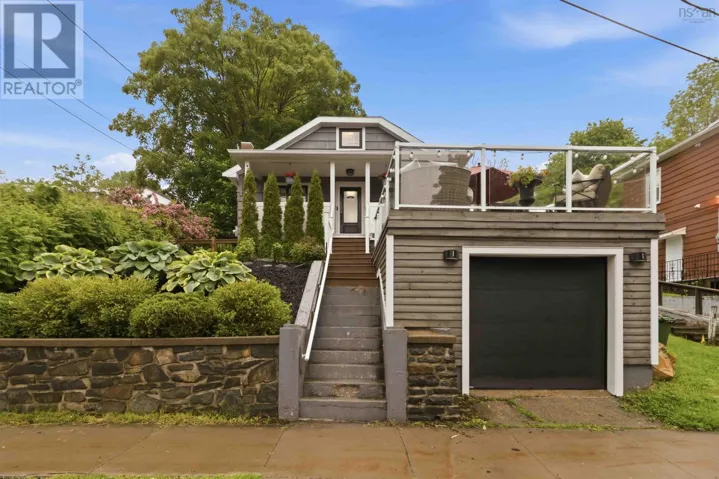 5 Dahlia Street, Dartmouth, Nova Scotia B3A2R6