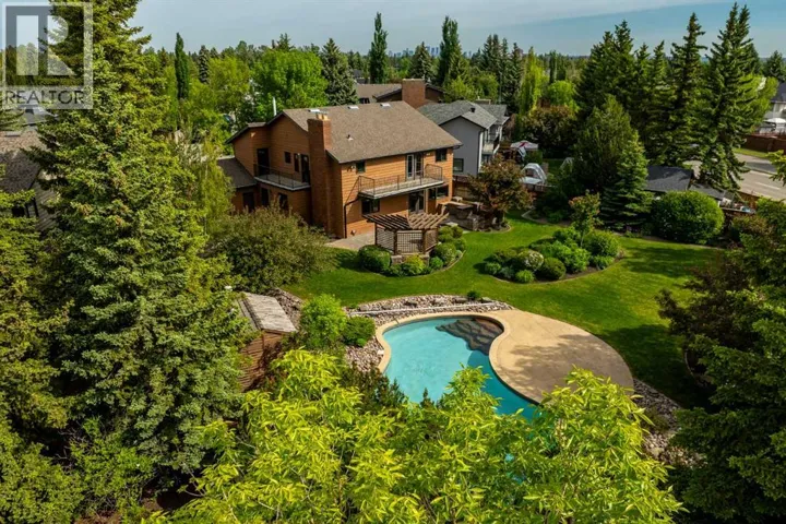 168 Canterville Drive SW, Calgary, Alberta T2W3X2