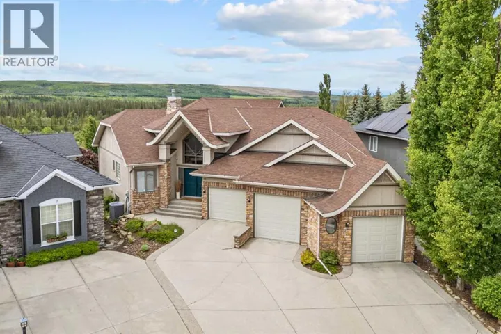 13 Discovery Rise SW, Calgary, Alberta T3H4N6