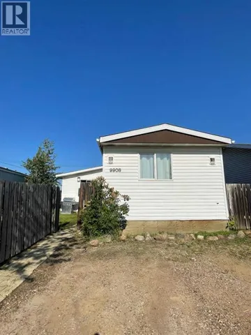 9908 106 Street, High Level, Alberta T0H1Z0