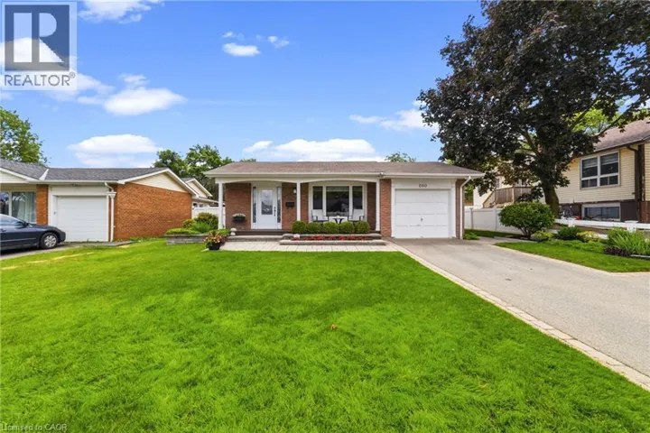 680 LOMOND Crescent, Burlington, Ontario L7L2P1