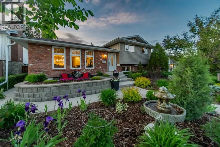 310 Silver Ridge Crescent NW, Calgary, Alberta T3B3T5