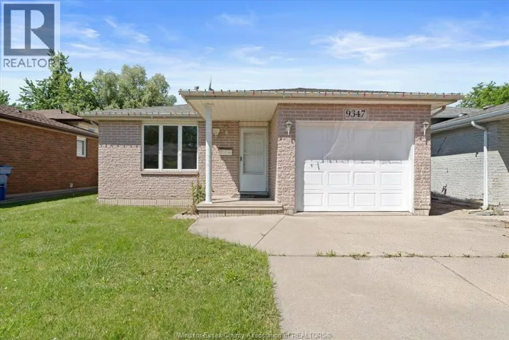 9347 TAMARACK STREET, Windsor, Ontario N8R1Y7