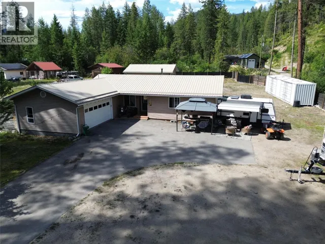 3356 EAST LAKE Drive, Christina Lake, British Columbia V0H1E1
