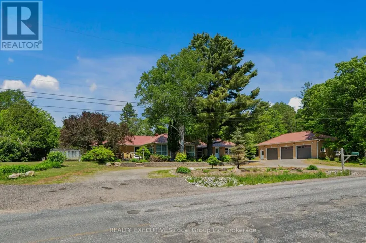 390 CEDAR HEIGHTS ROAD W, North Bay (College Heights), Ontario P1B8G3