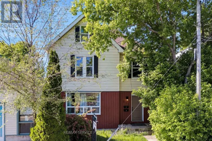 211 RAGLAN ROAD, Kingston (East of Sir John A. Blvd), Ontario K7K1L5