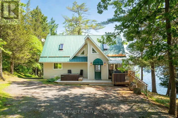 1076 CHESTER LANE, Frontenac (Frontenac South), Ontario K0H1W0