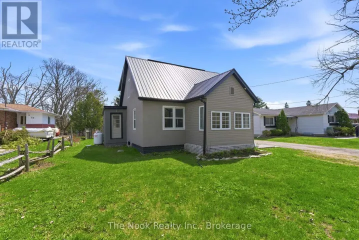54 CLIFTON STREET, Kawartha Lakes (Fenelon Falls), Ontario K0M1N0