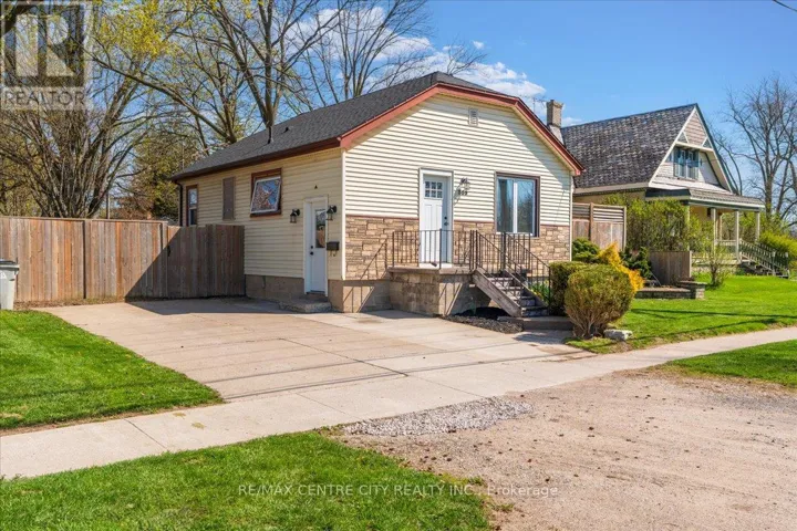 359 ALBERT STREET, Strathroy-Caradoc (NW), Ontario N7G1W4