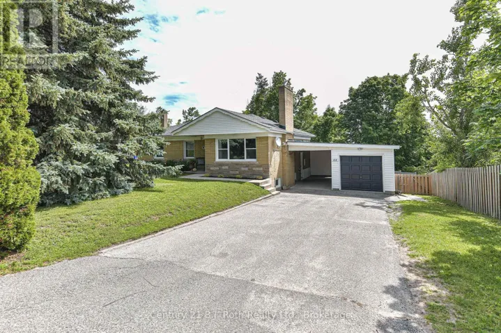44 CHARLES ROAD, Orillia, Ontario L3V3H4