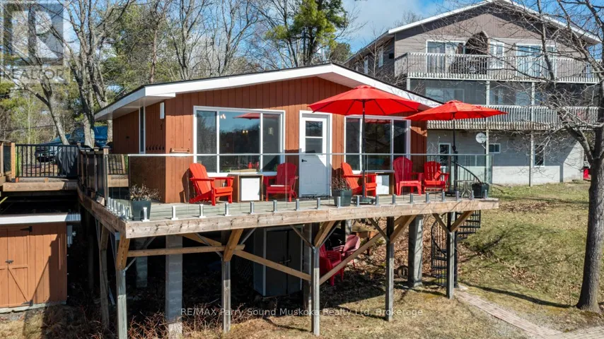 Turnkey 2 bedroom Georgian Bay Cottage Condo