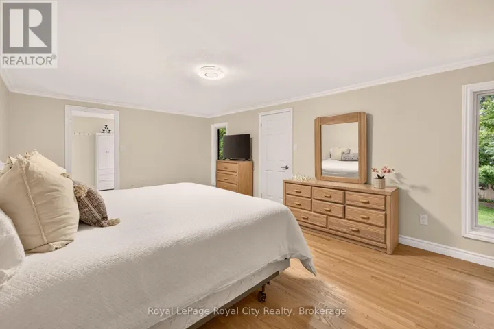 780