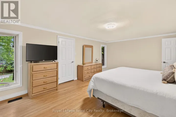 780