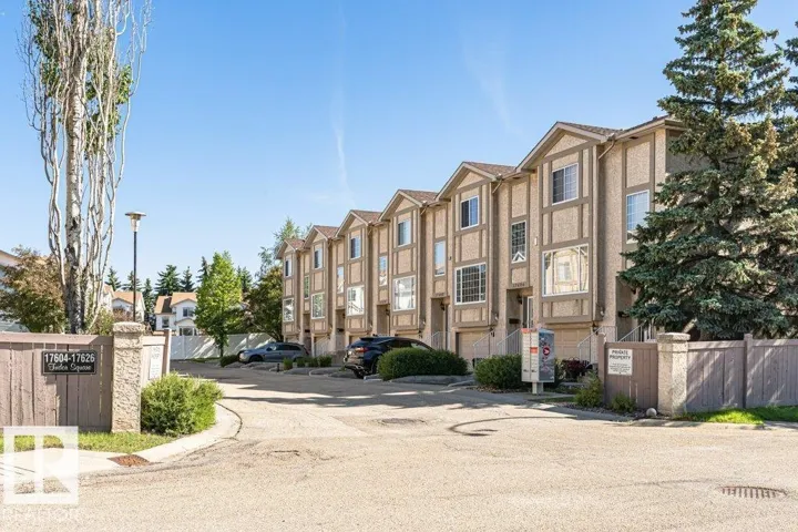 17610 96 AV NW, Edmonton, Alberta T5T6C2