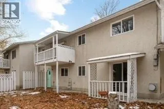 2009-2011 Richter Street, Kelowna, British Columbia V1Y2N4