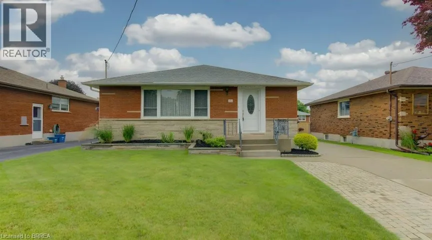 101 SEVENTH Avenue, Brantford, Ontario N3S1B7