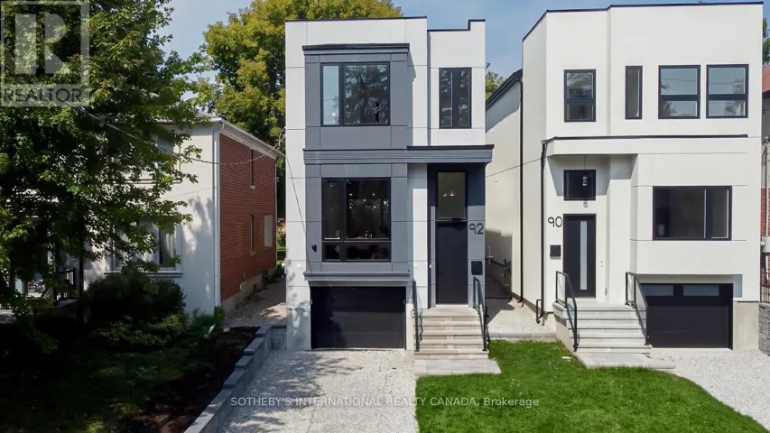 92 JOHNSTON AVENUE, Toronto (Lansing-Westgate), Ontario M2N1H2