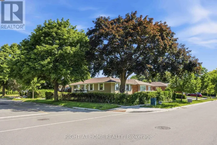 1 MOZART AVENUE, Toronto (Ionview), Ontario M1K2V8