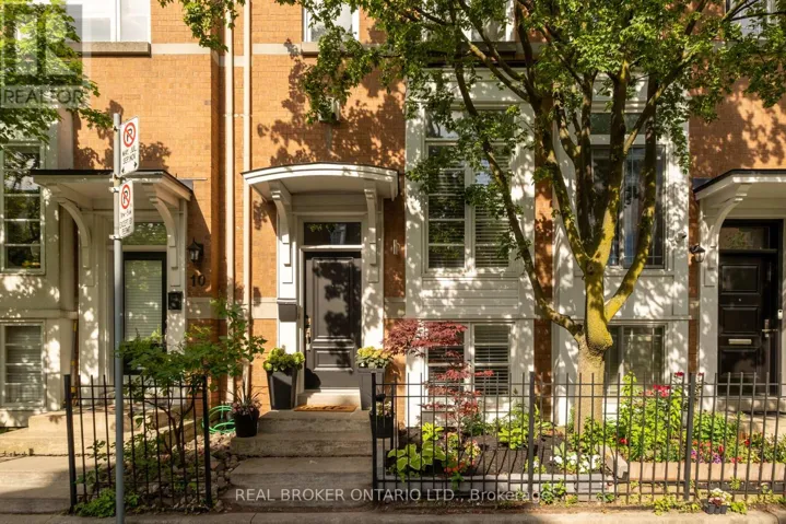 12 EAST YORK AVENUE, Toronto (Broadview North), Ontario M4K3Z9