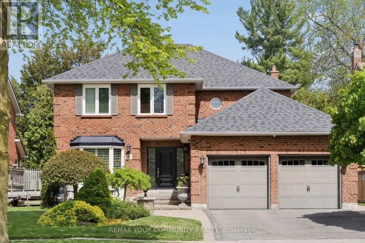 5 CARRIAGE LANE, Clarington (Courtice), Ontario L1E1J9