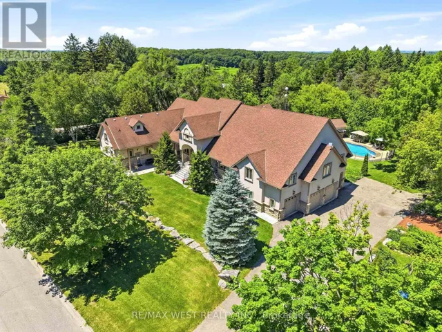 2 KINGSWOOD DRIVE, King, Ontario L7B1K8