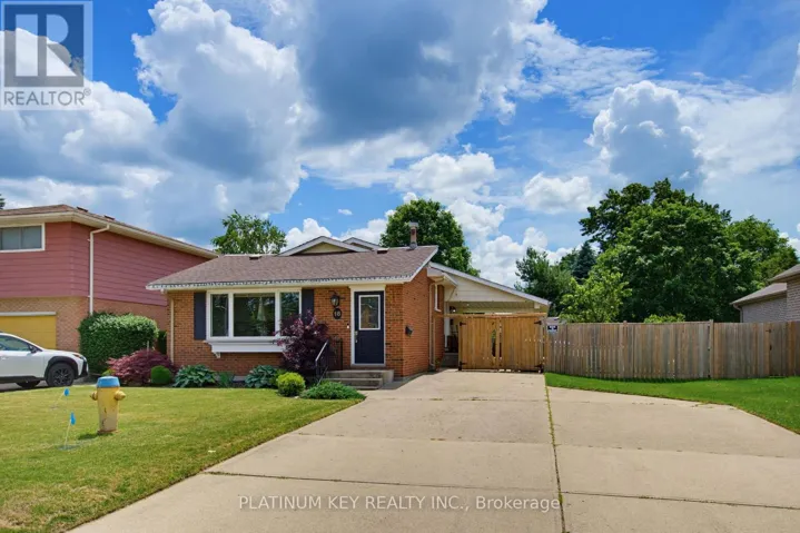 16 SHARPE DRIVE, Strathroy-Caradoc (SW), Ontario N7G3T9