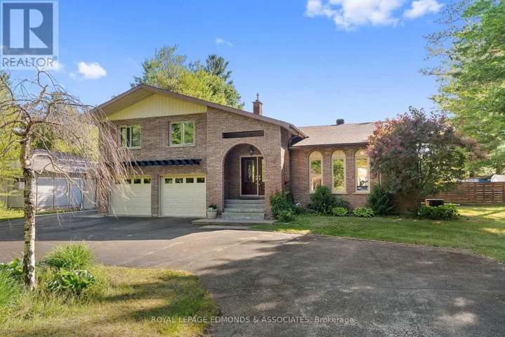 37 SELLEY STREET, Petawawa, Ontario K8H3G9