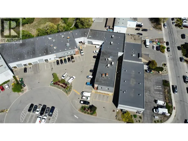 1415 Hunter Court Unit# 1, Kelowna, British Columbia V1Y6E6
