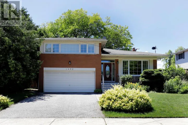 1492 HILLGROVE ROAD, Mississauga (Clarkson), Ontario L5J3M1