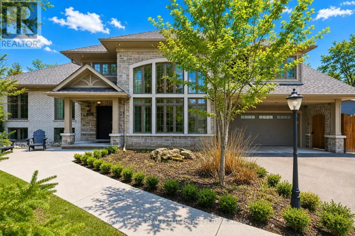 1601 VENETIA DRIVE, Oakville (SW Southwest), Ontario L6L1K8