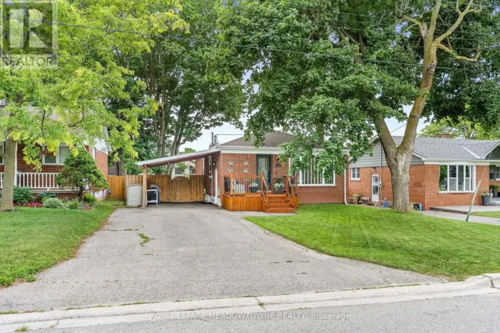 35 HENRY STREET, Halton Hills (Georgetown), Ontario L7G2K5