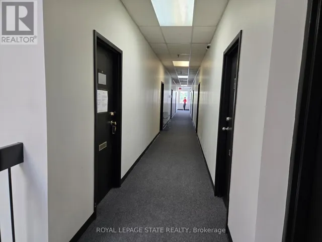 208 - 2404 HAINES ROAD, Mississauga (Dixie), Ontario L4Y4B8