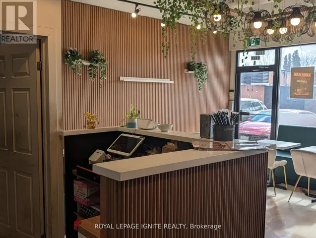 6 - 2140 KIPLING AVENUE, Toronto (West Humber-Clairville), Ontario M9W4K5