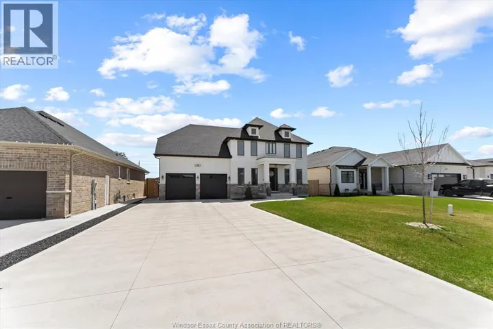 14 DUNDEE DRIVE, Chatham, Ontario N7M0S7