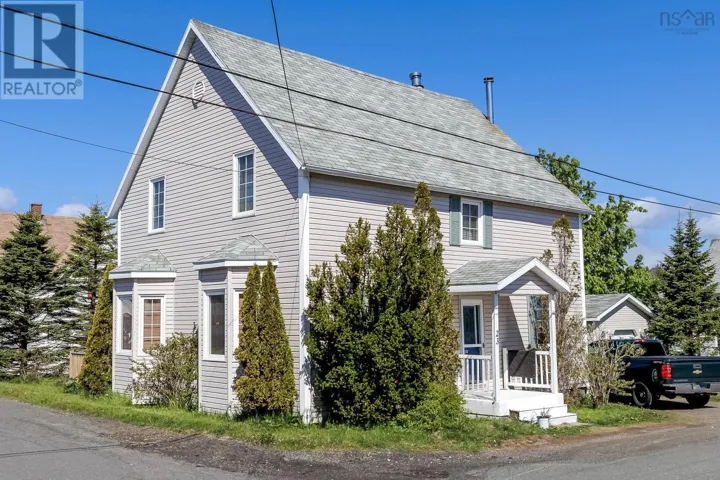 23 Upper Warren Street, Louisbourg, Nova Scotia B1C1M9