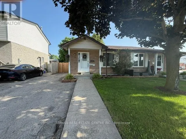 5 HARMONY COURT, Cambridge, Ontario N1R7T3